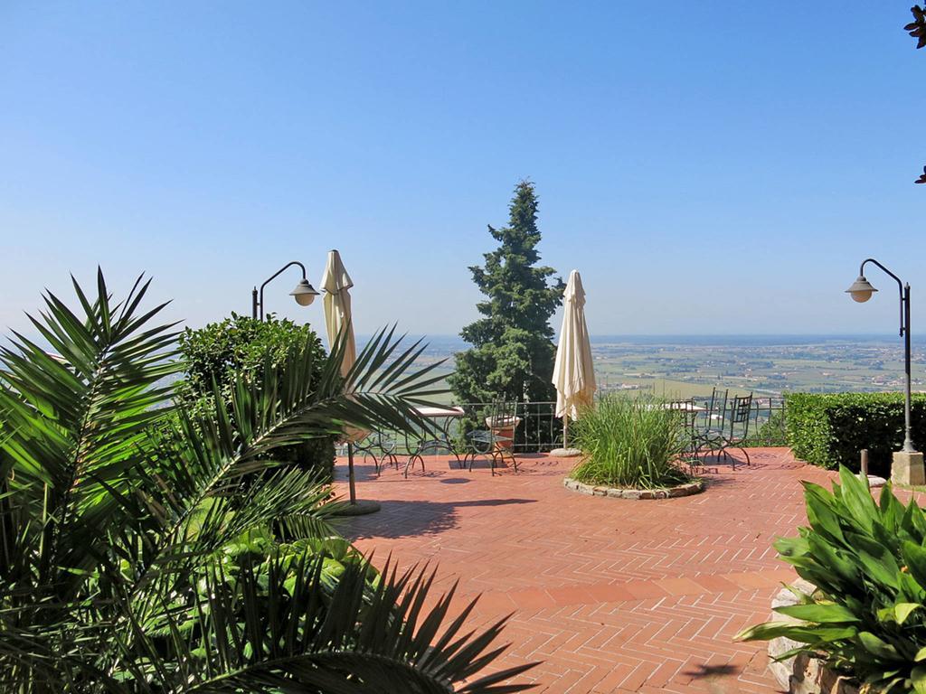 Апарт отель Borgo Degli Aranci Сан-Джулиано-Терме Экстерьер фото
