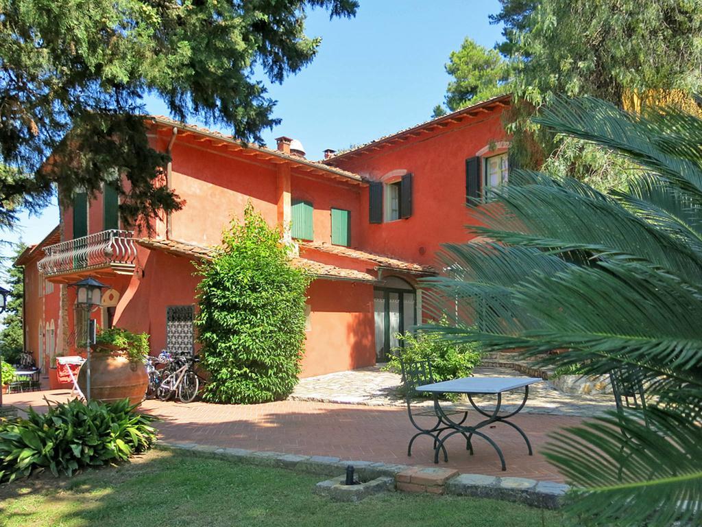 Апарт отель Borgo Degli Aranci Сан-Джулиано-Терме Экстерьер фото