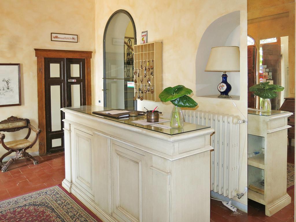 Апарт отель Borgo Degli Aranci Сан-Джулиано-Терме Экстерьер фото