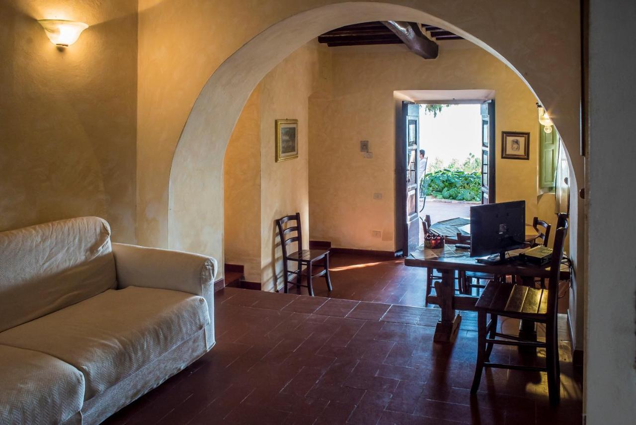 Апарт отель Borgo Degli Aranci Сан-Джулиано-Терме Экстерьер фото